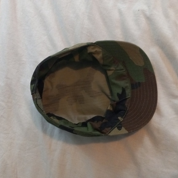 Hat - Picture 2 of 3